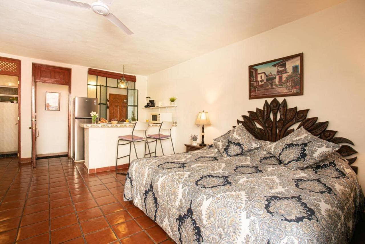 Vallarta Jr Apartahotel Puerto Vallarta