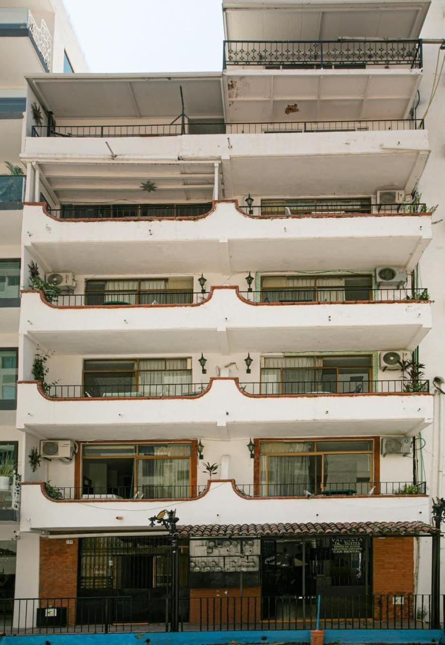 Vallarta Jr Apartahotel