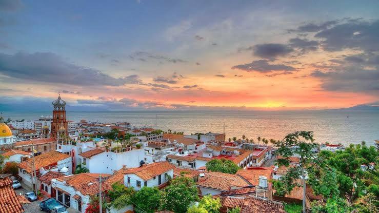 Vallarta Jr Apartahotel Puerto Vallarta